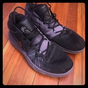 Men’s Nike Kyrie Flytrap